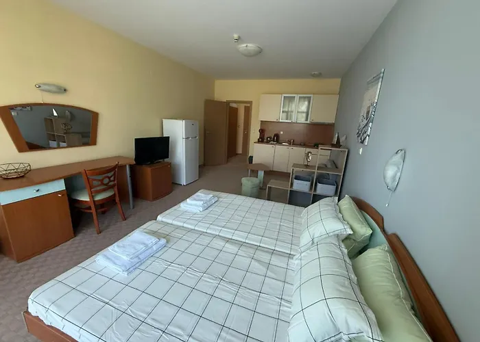 דירה 66 גולדן סנדס